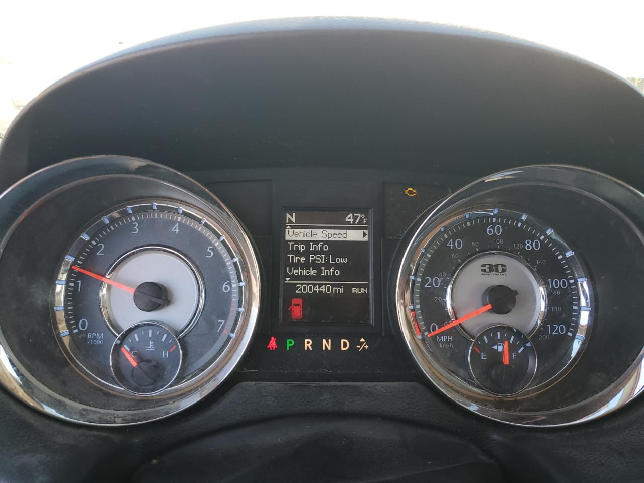 CHRYSLER TOWN & COUNTRY TOURING L