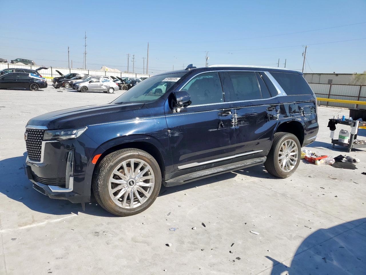 CADILLAC ESCALADE PREMIUM LUXURY