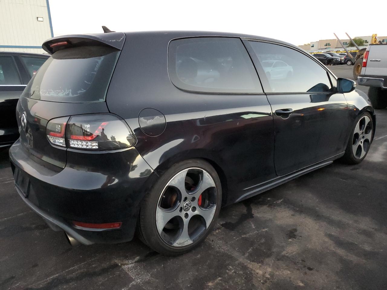 VOLKSWAGEN GOLF GTI