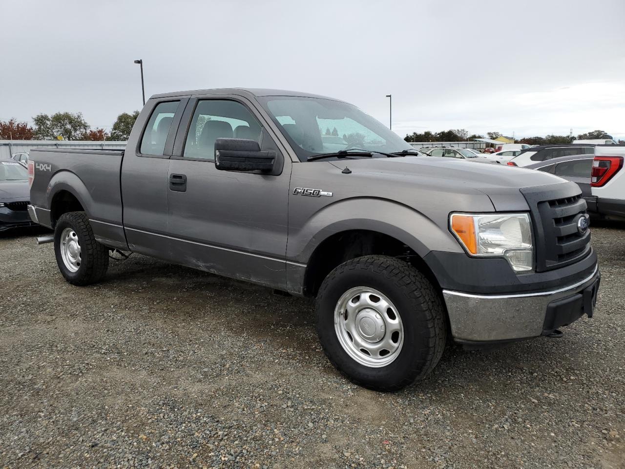 FORD F-150 SUPER CAB