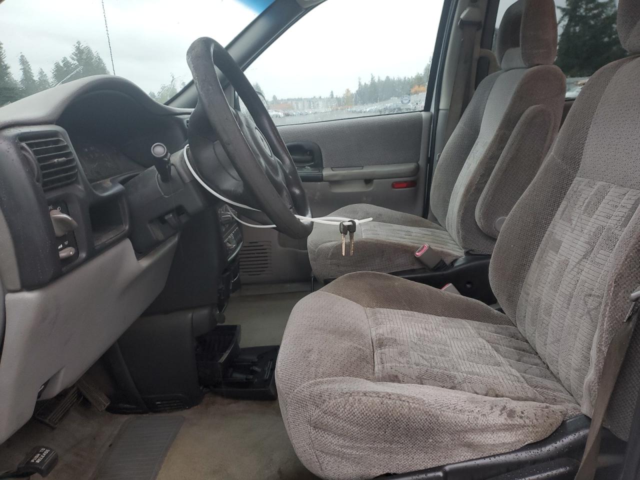 Lot #3291202006 2002 PONTIAC MONTANA