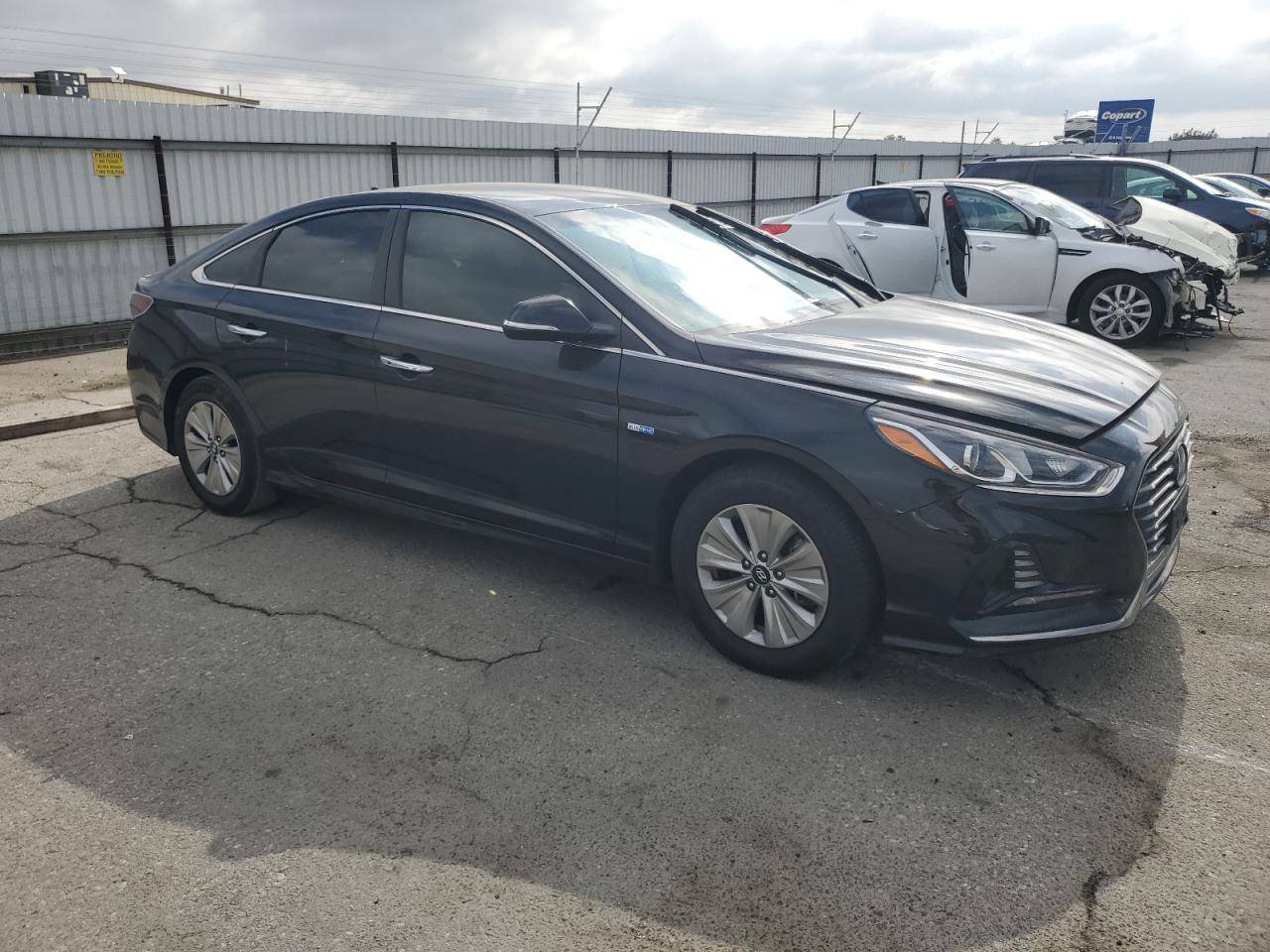 HYUNDAI SONATA HYBRID