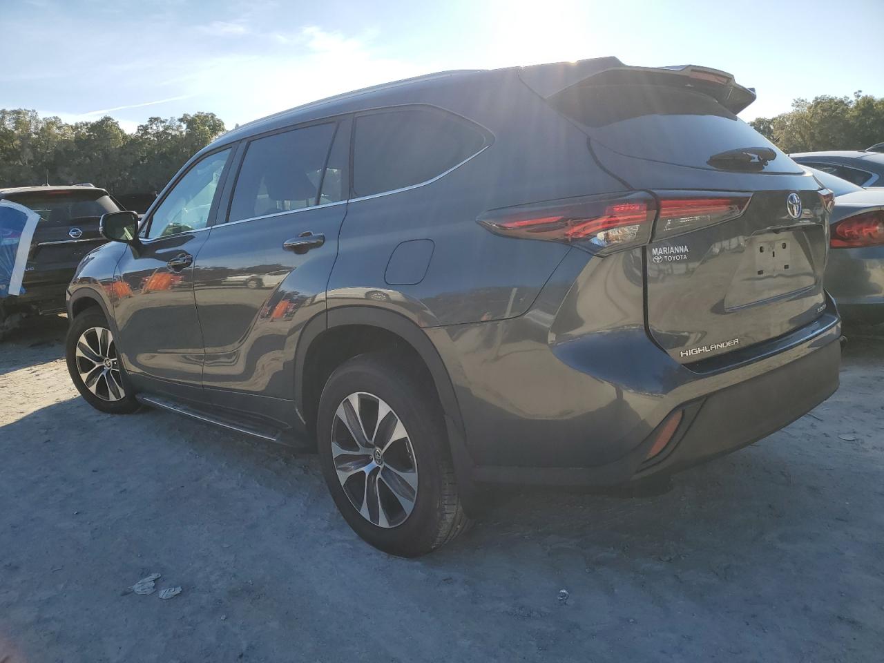 TOYOTA HIGHLANDER LE