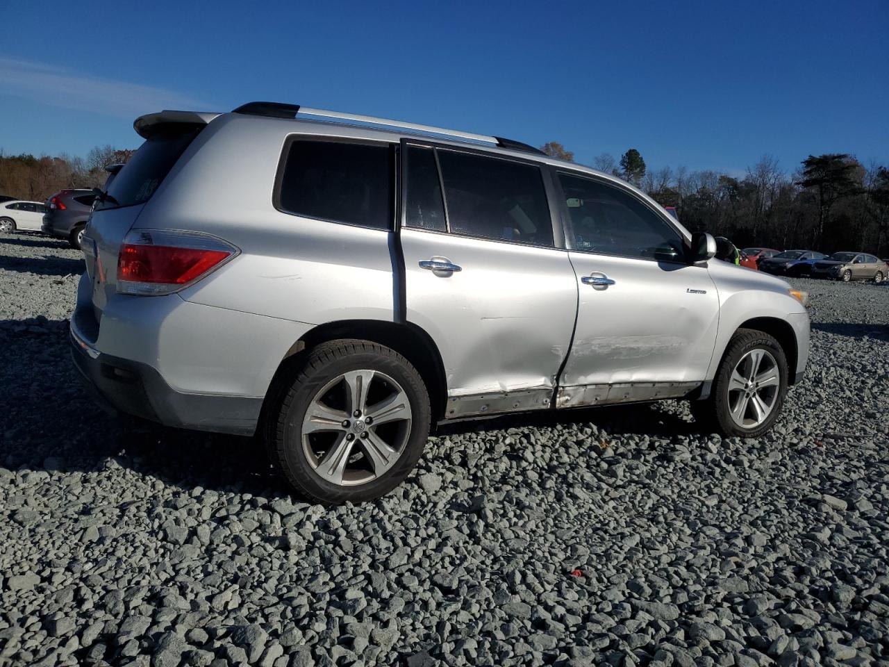 TOYOTA HIGHLANDER LIMITED