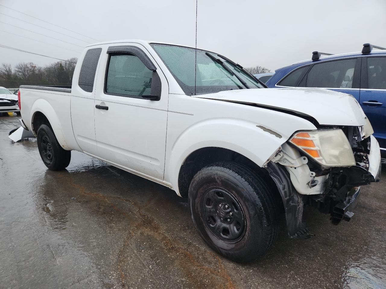 NISSAN FRONTIER KING CAB SE