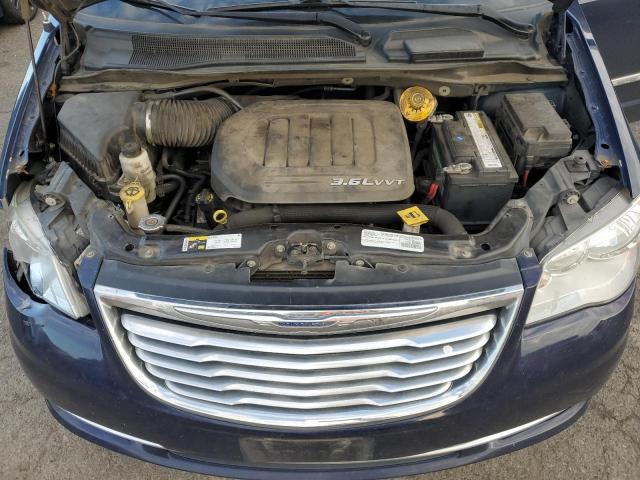 2016 CHRYSLER TOWN & COU #3285684659