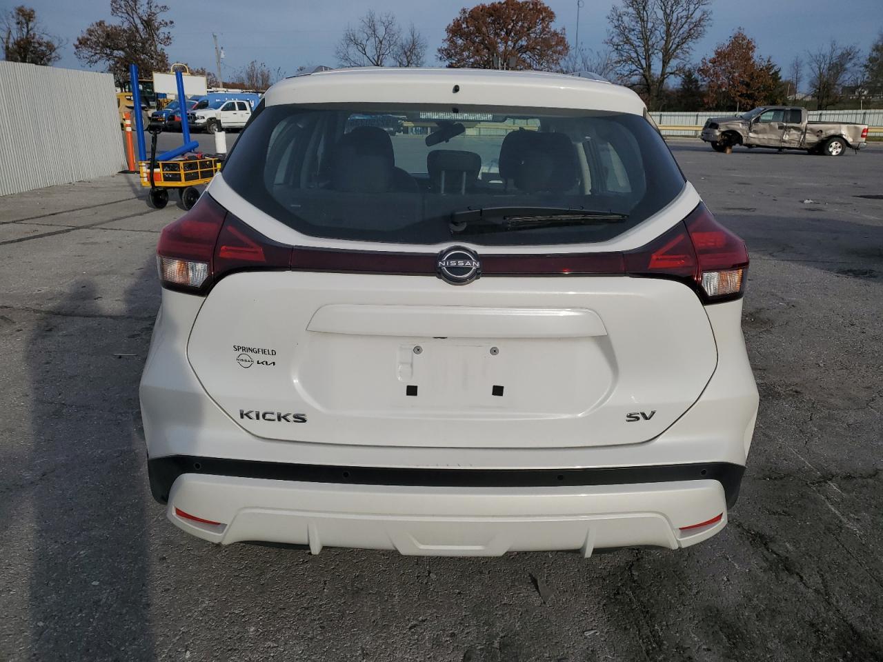 NISSAN KICKS SV