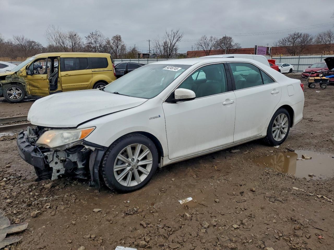 Lot #3298234061 2013 TOYOTA CAMRY HYBR