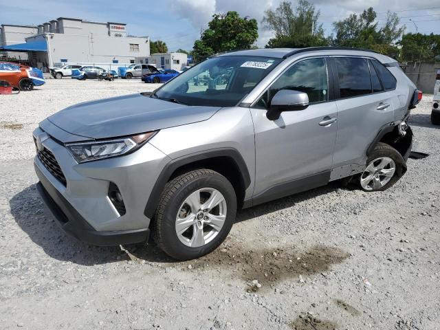 2021 TOYOTA RAV4 XLE #3302652039