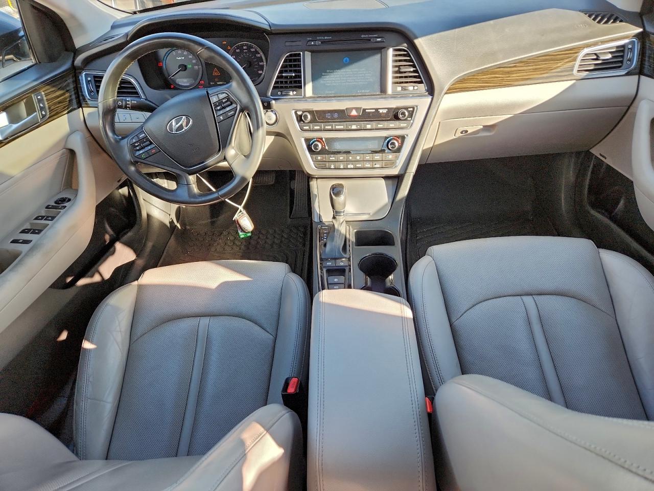 HYUNDAI SONATA HYBRID