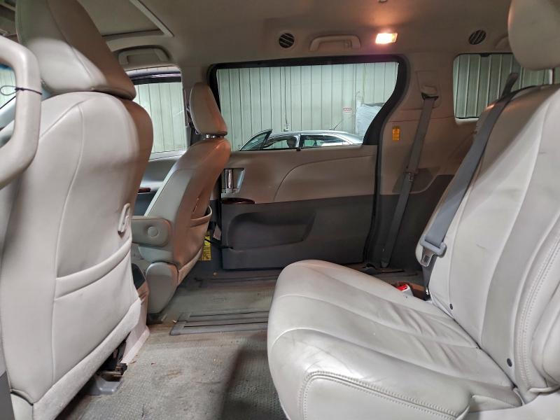 2014 TOYOTA SIENNA XLE #3298159279