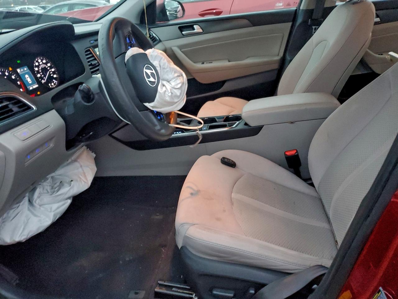 HYUNDAI SONATA SPORT