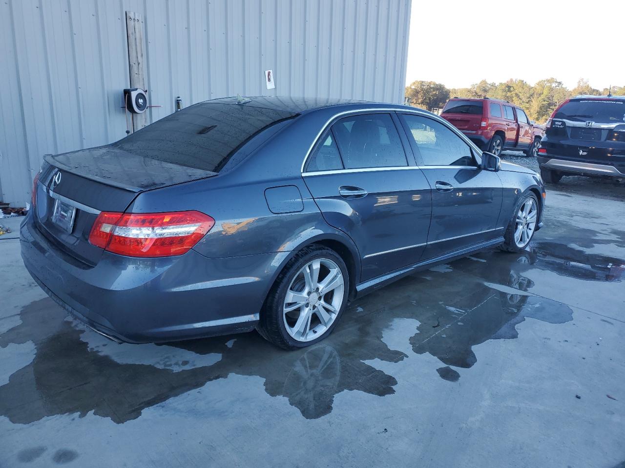 MERCEDES-BENZ E-CLASS 350