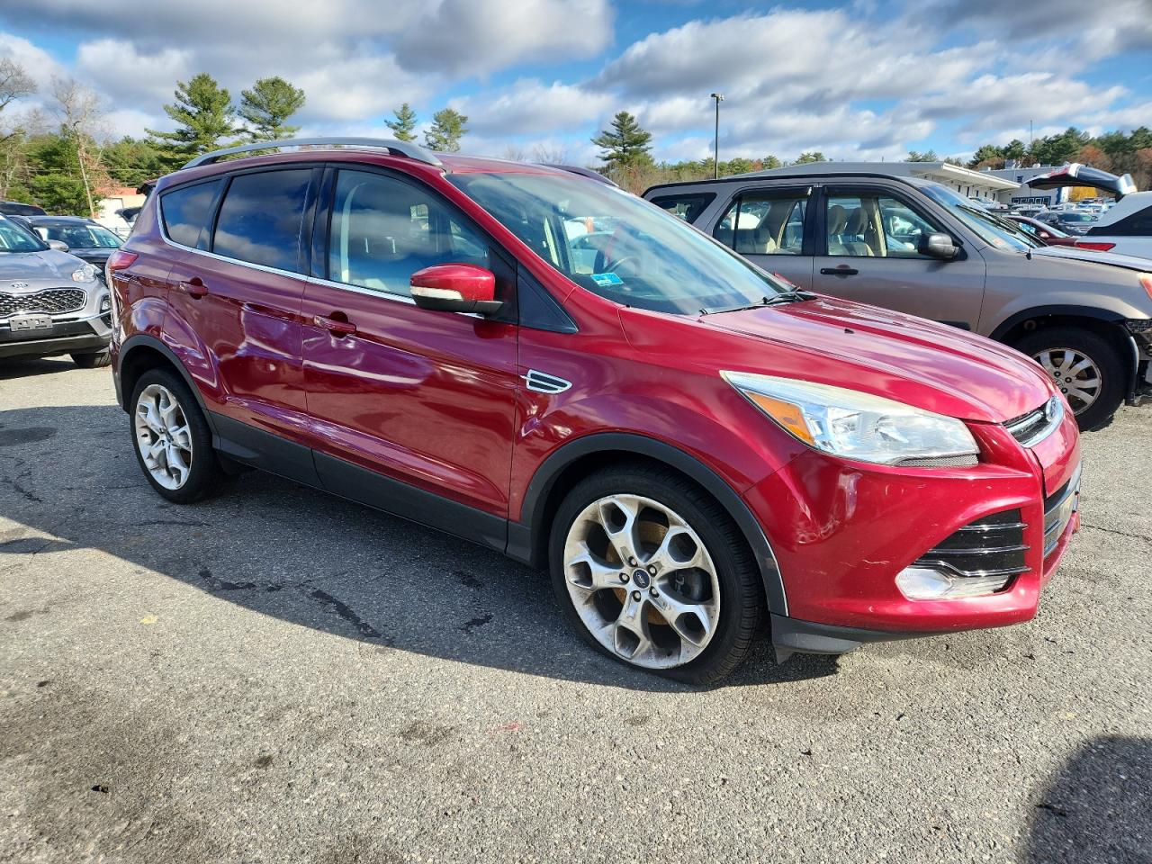 FORD ESCAPE TITANIUM