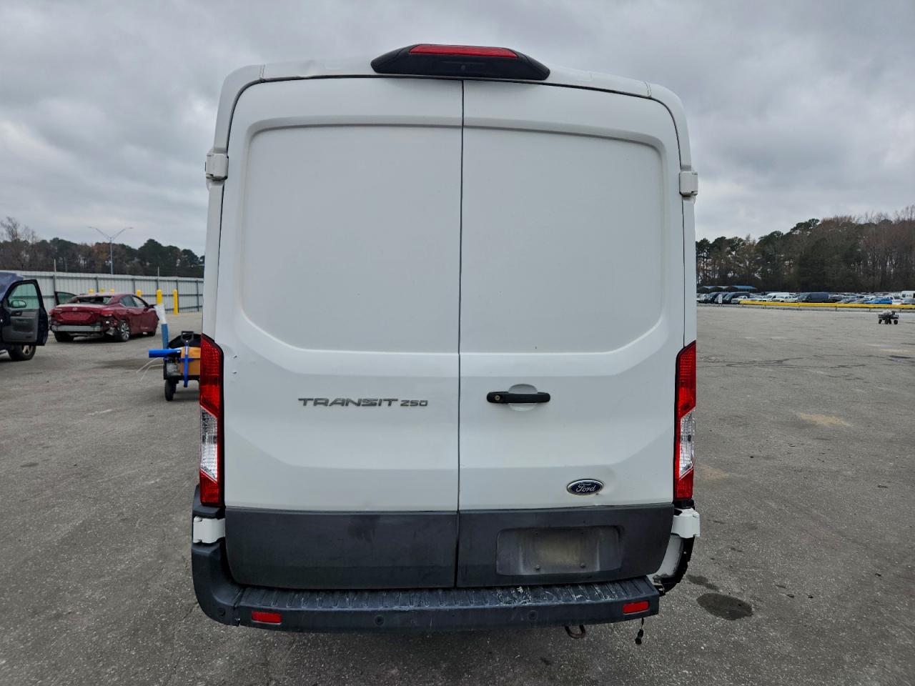 FORD TRANSIT T-250