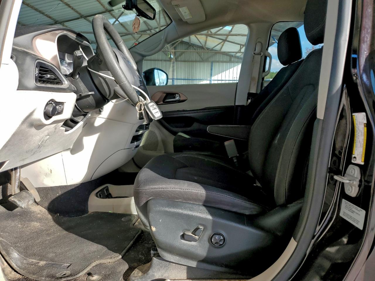 CHRYSLER PACIFICA TOURING