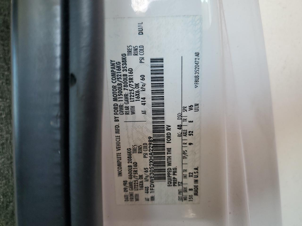 Lot #3290105269 1999 FORD ECONOLINE