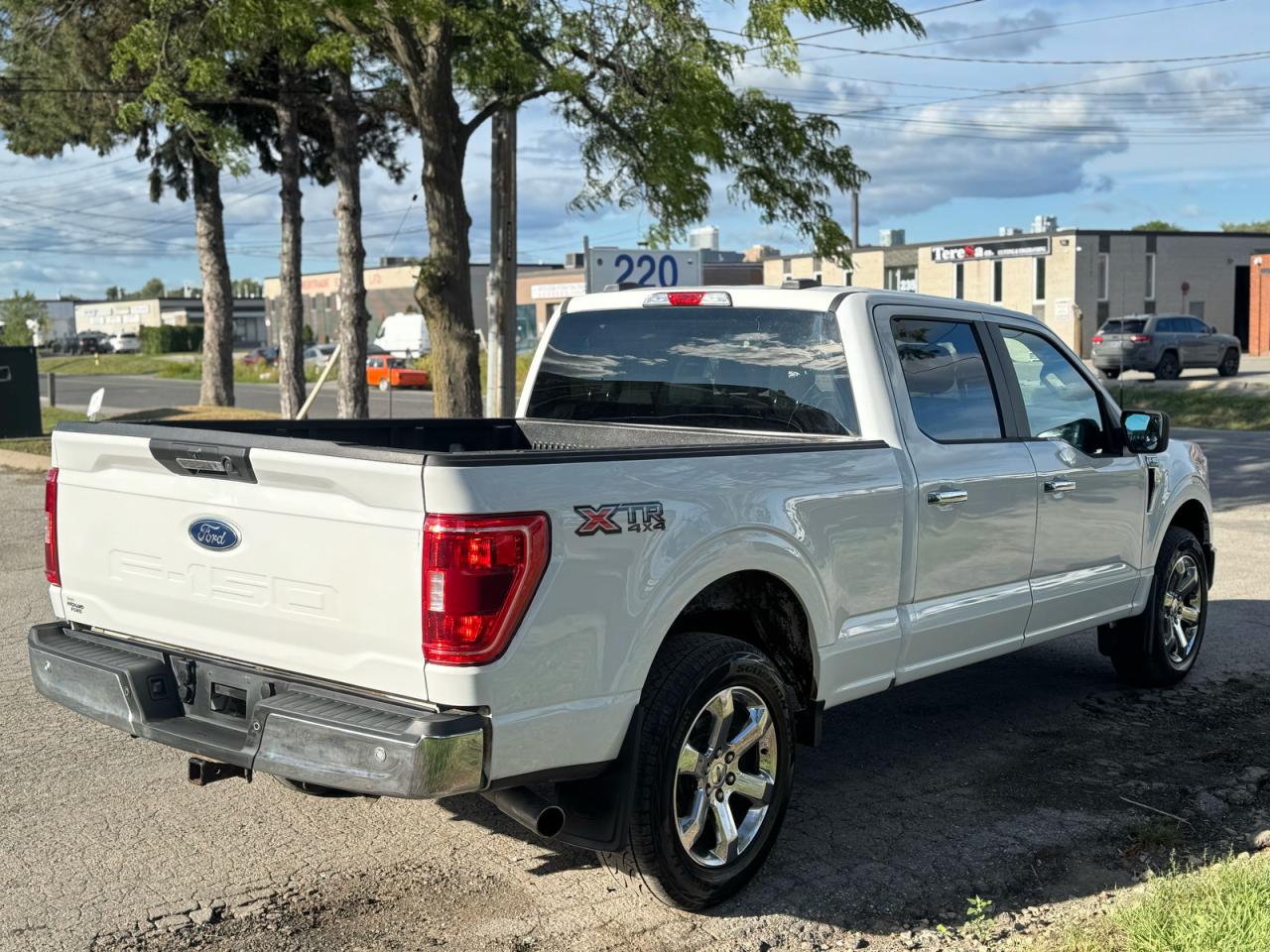 FORD F-150 SUPERCREW