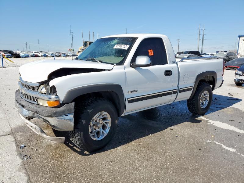 Global Auto Auctions: 2000 CHEVROLET SILVERADO