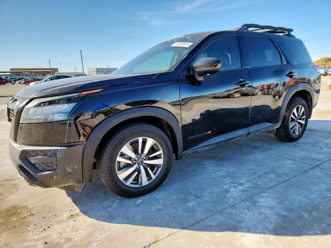 NISSAN PATHFINDER SV