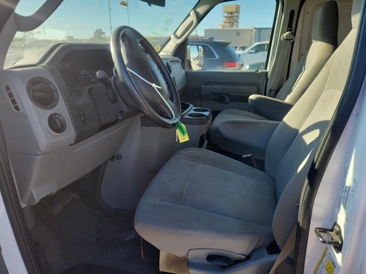 FORD ECONOLINE E150 VAN