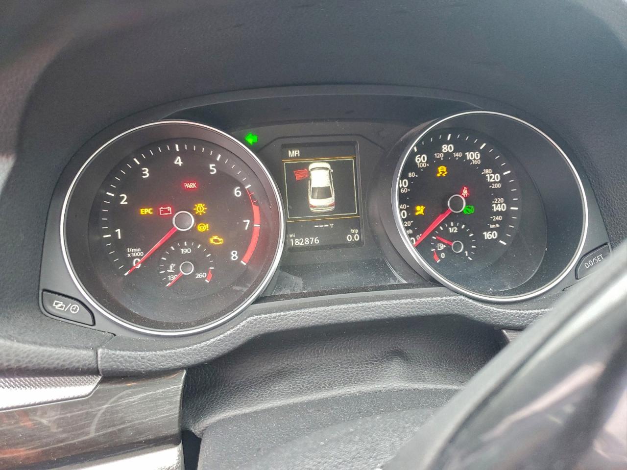 VOLKSWAGEN PASSAT SEL PREMIUM