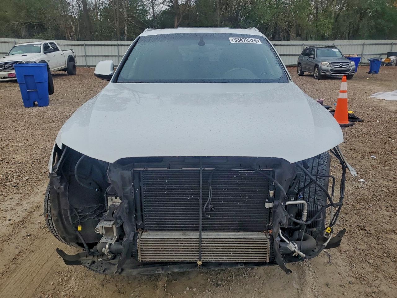 AUDI Q5 PREMIUM PLUS