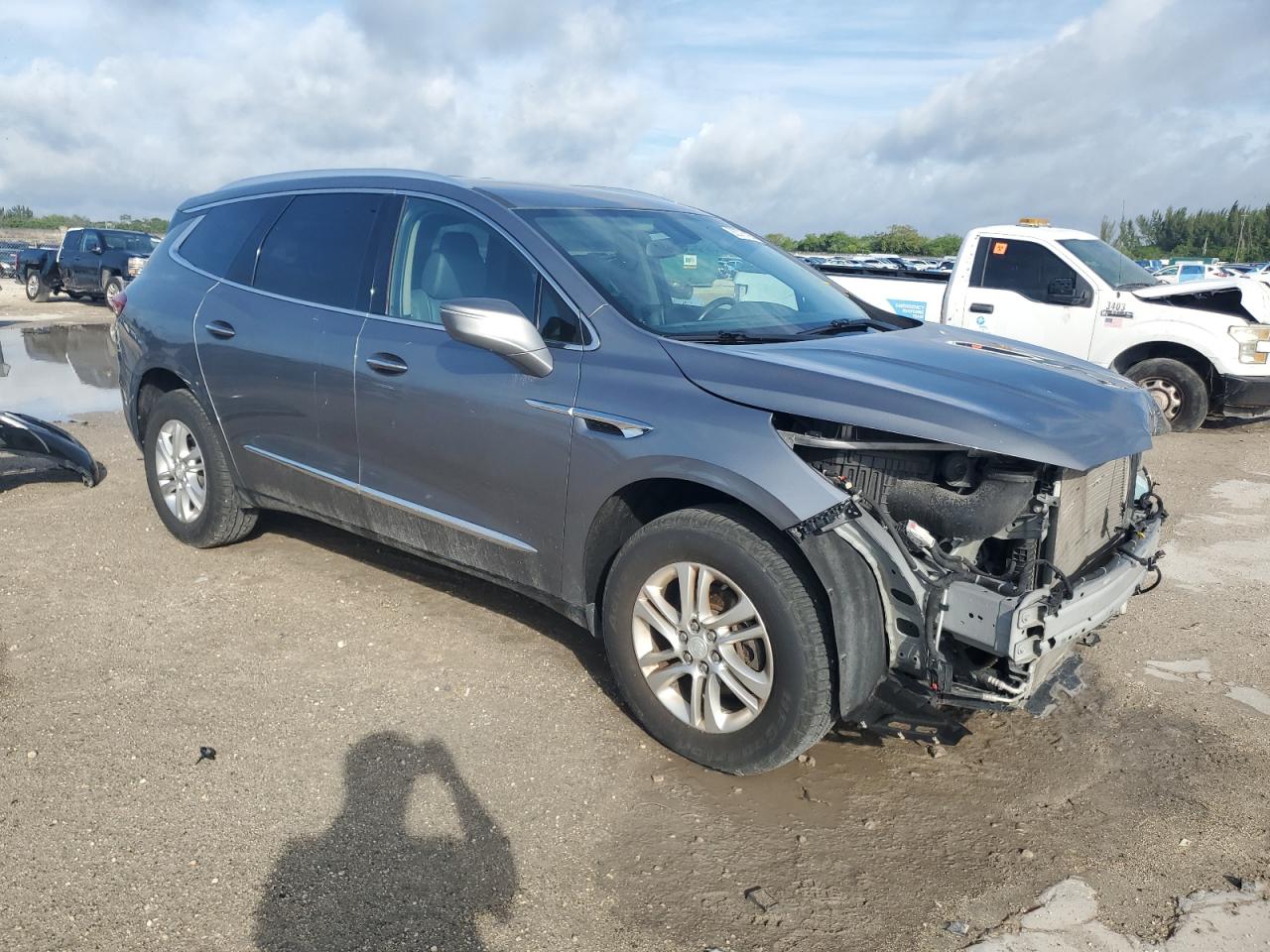 BUICK ENCLAVE ESSENCE