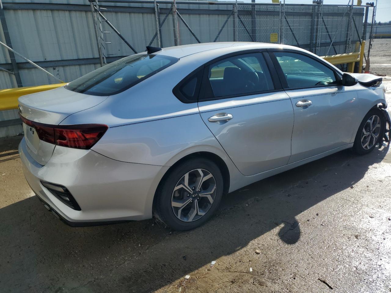 KIA FORTE FE