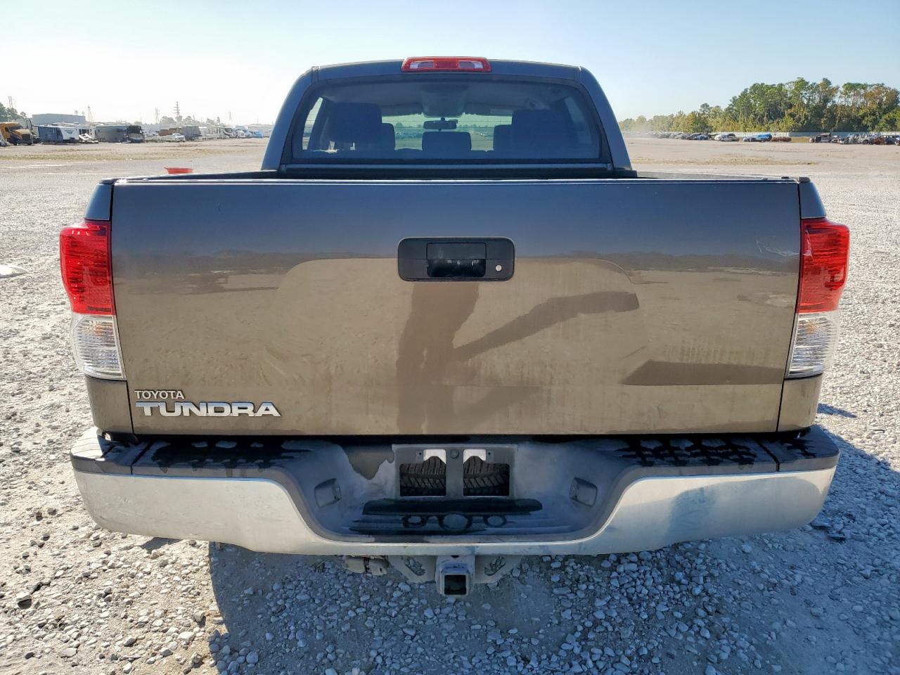 TOYOTA TUNDRA CREWMAX SR5