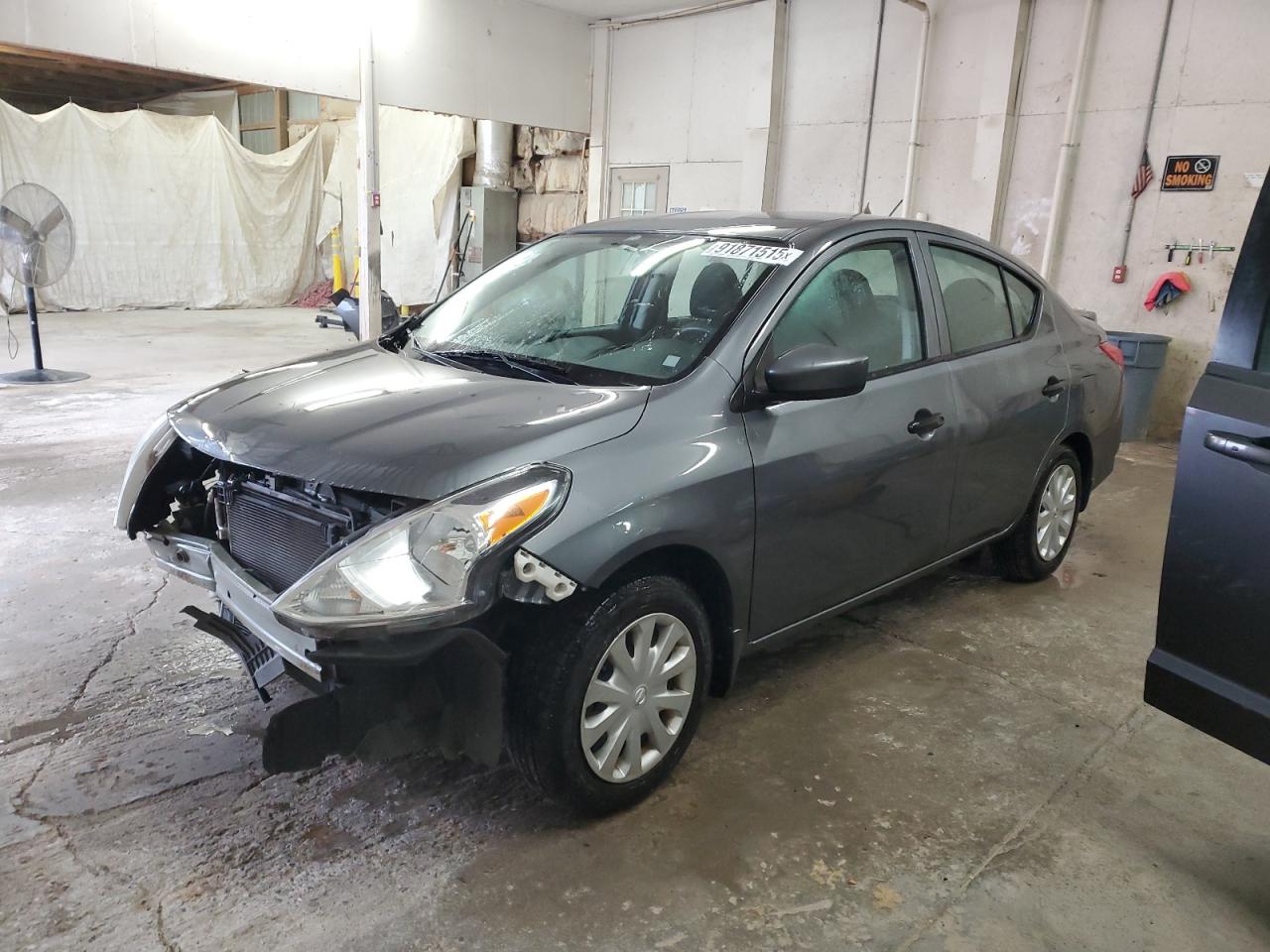 Lot #3302858944 2019 NISSAN VERSA S