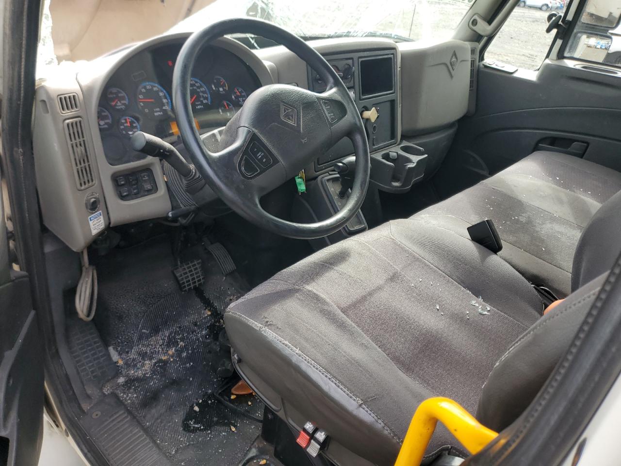 Lot #3284746520 2014 INTERNATIONAL 4000 4300