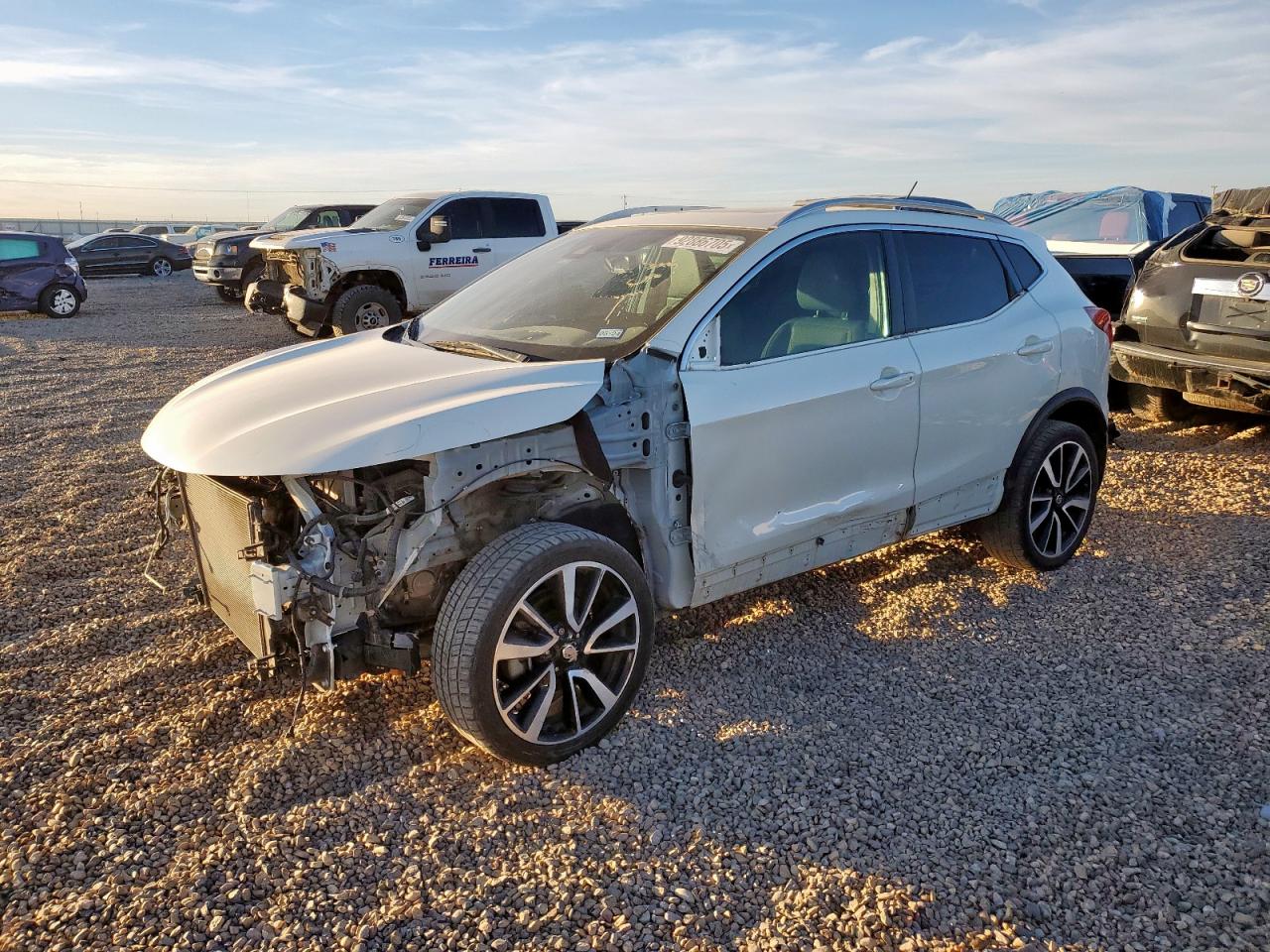 NISSAN ROGUE SPORT S