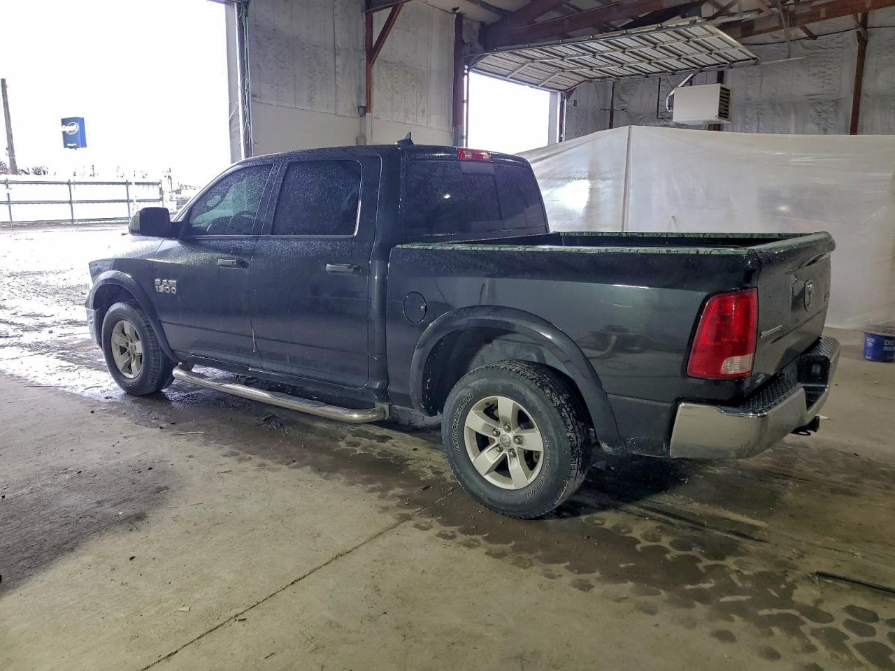 RAM 1500 SLT