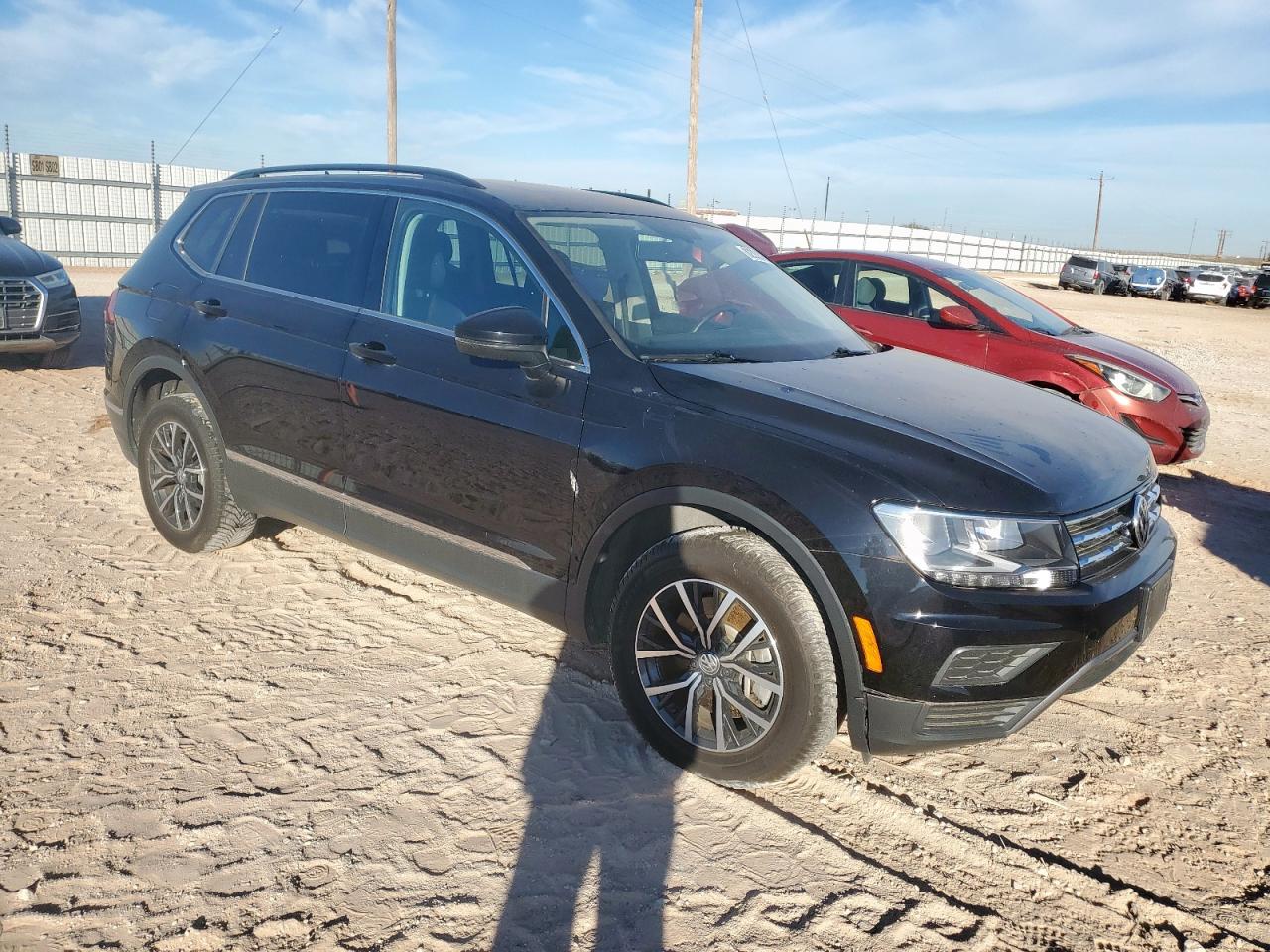 VOLKSWAGEN TIGUAN SE