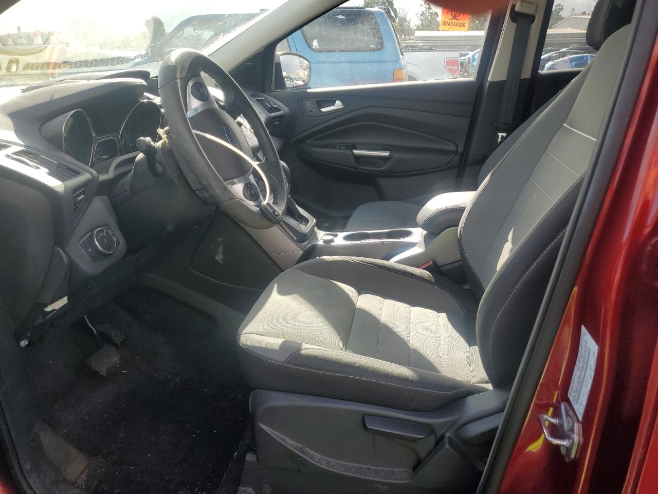 FORD ESCAPE SE