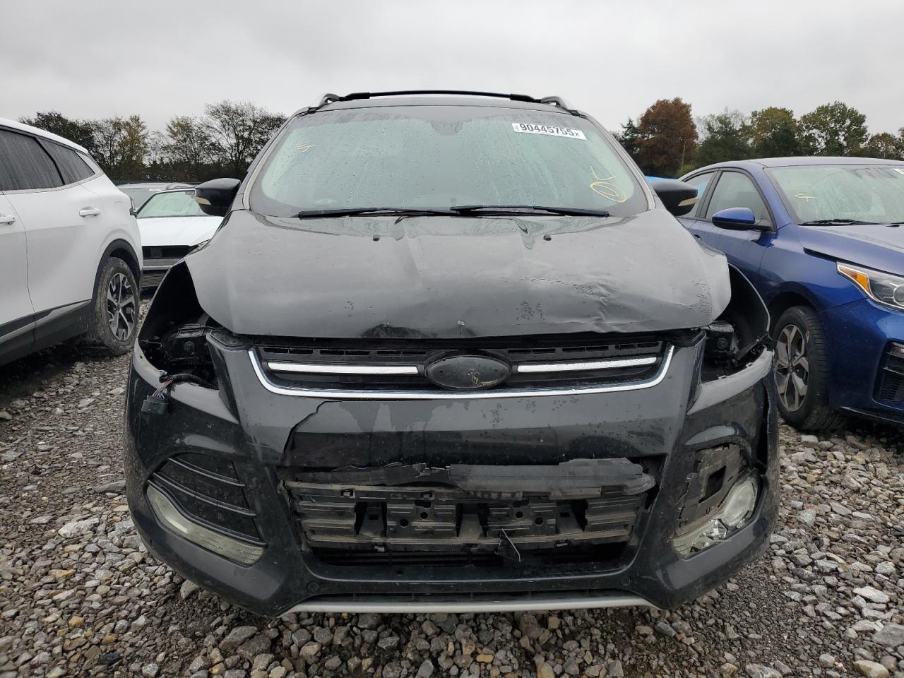 FORD ESCAPE TITANIUM