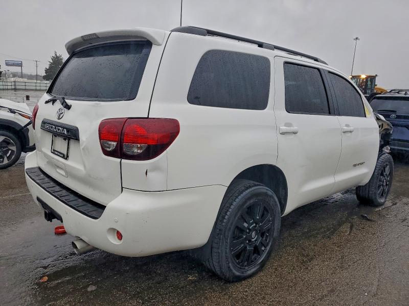 2018 TOYOTA SEQUOIA SR #3310414991