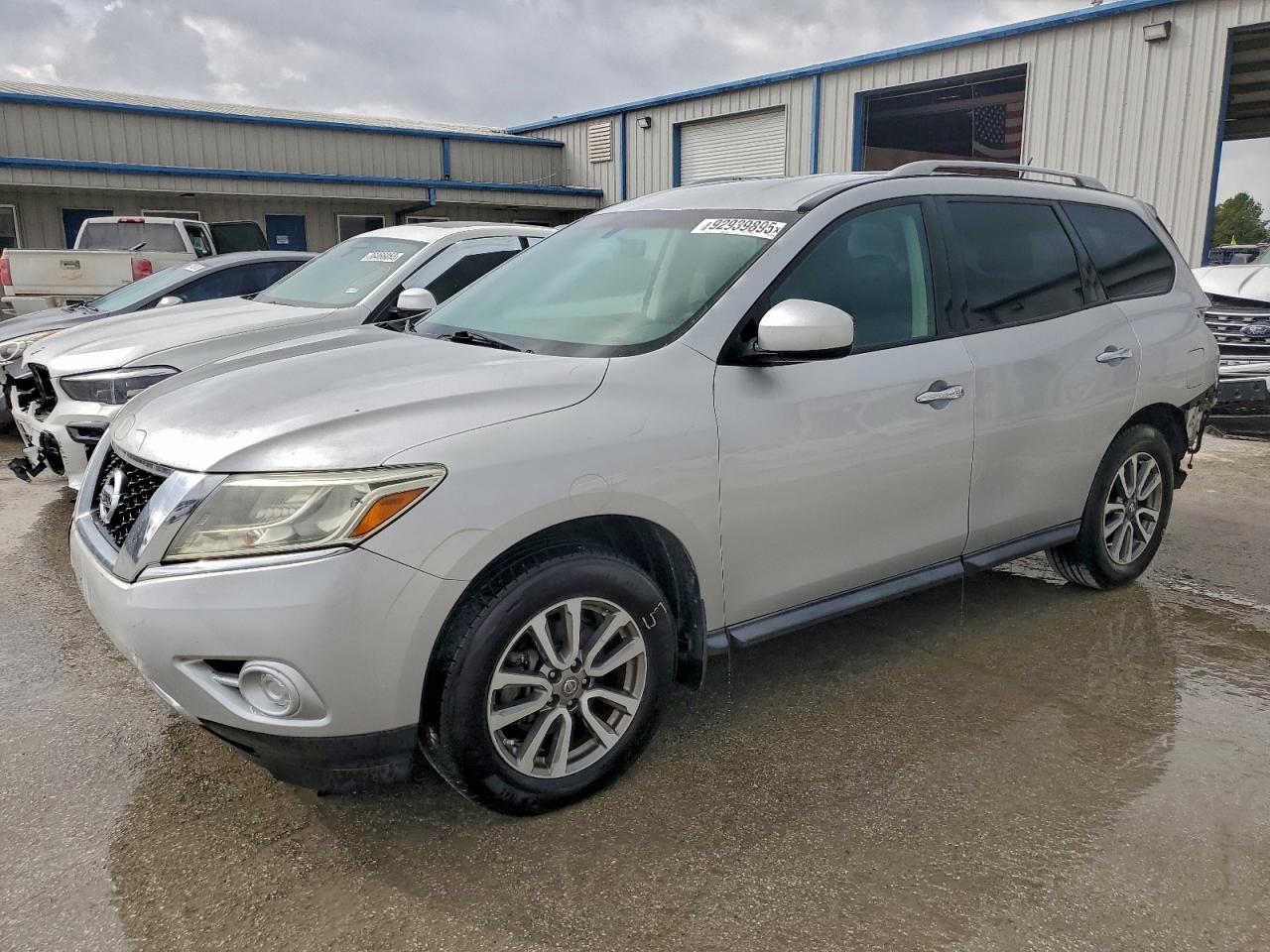 Lot #3298014168 2013 NISSAN PATHFINDER