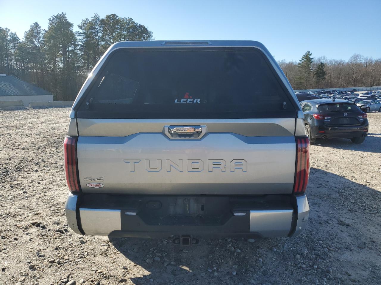 TOYOTA TUNDRA CREWMAX LIMITED