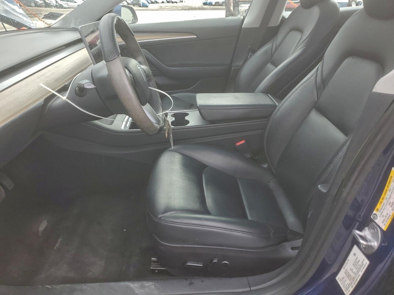 Lot #3303673929 2022 TESLA MODEL 3