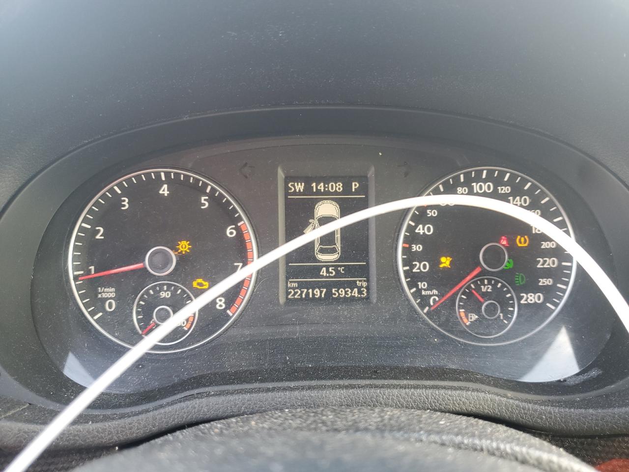 VOLKSWAGEN PASSAT SE