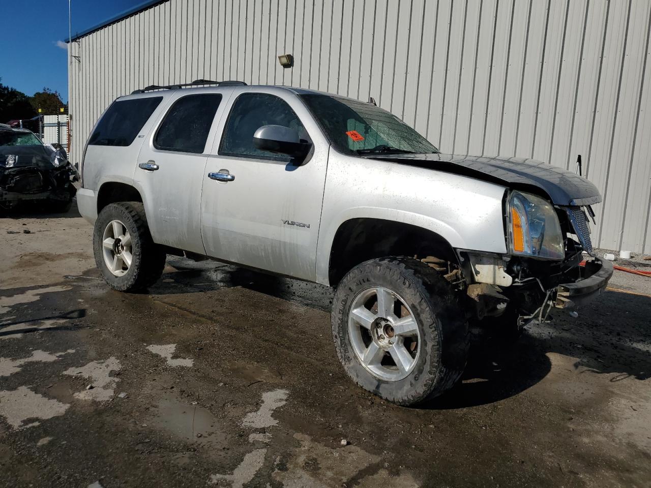 GMC YUKON SLT