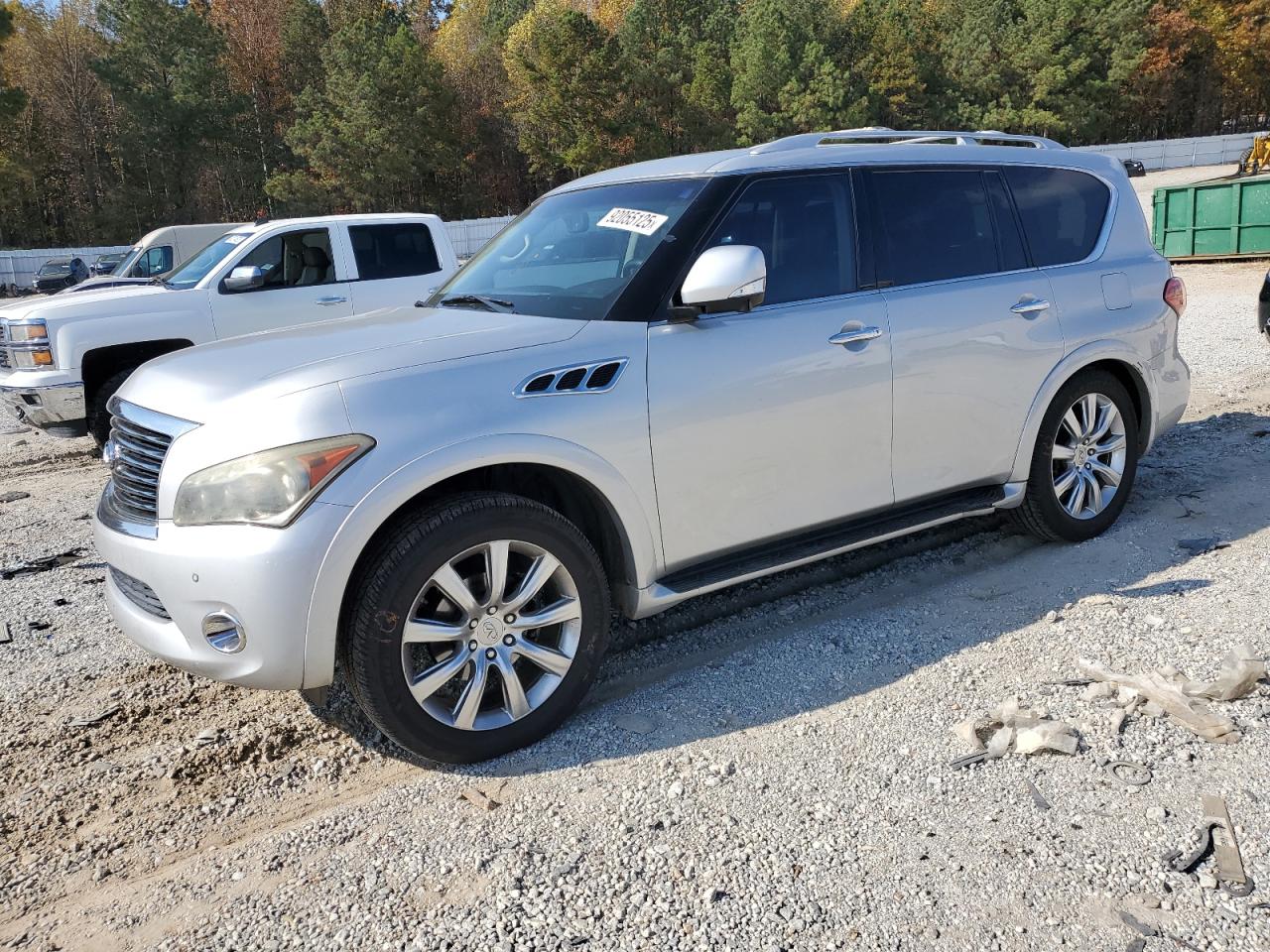 INFINITI QX56