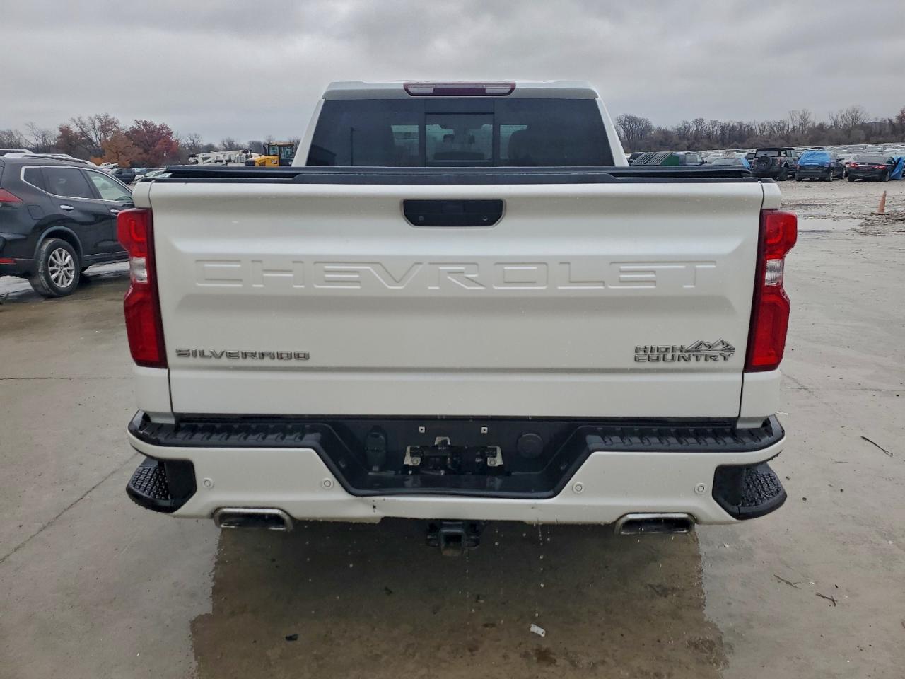 CHEVROLET SILVERADO K1500 HIGH COUNTRY