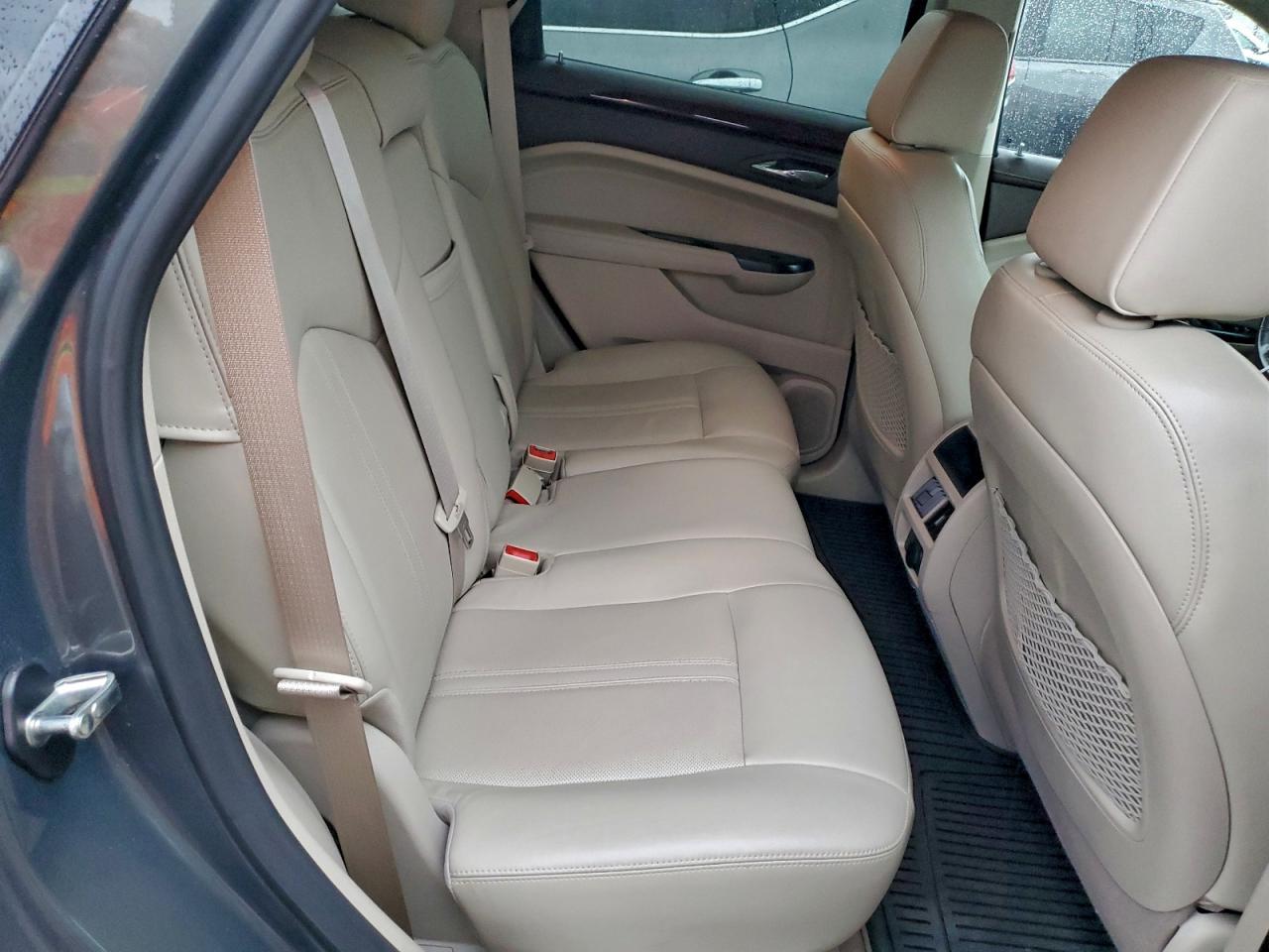 CADILLAC SRX LUXURY COLLECTION