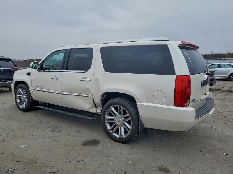 2011 CADILLAC ESCALADE E #3294361899