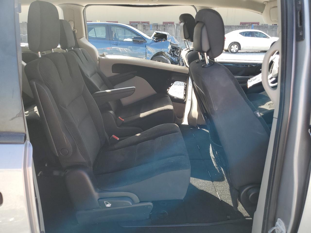 DODGE GRAND CARAVAN SE