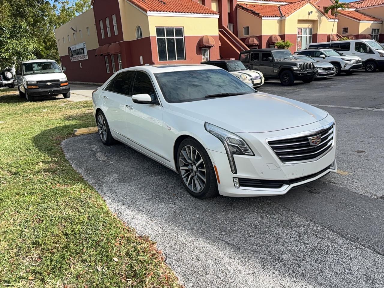 CADILLAC CT6 LUXURY