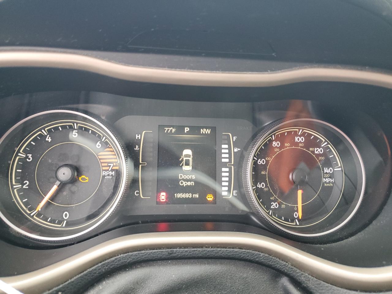 JEEP GRAND CHEROKEE LATITUDE